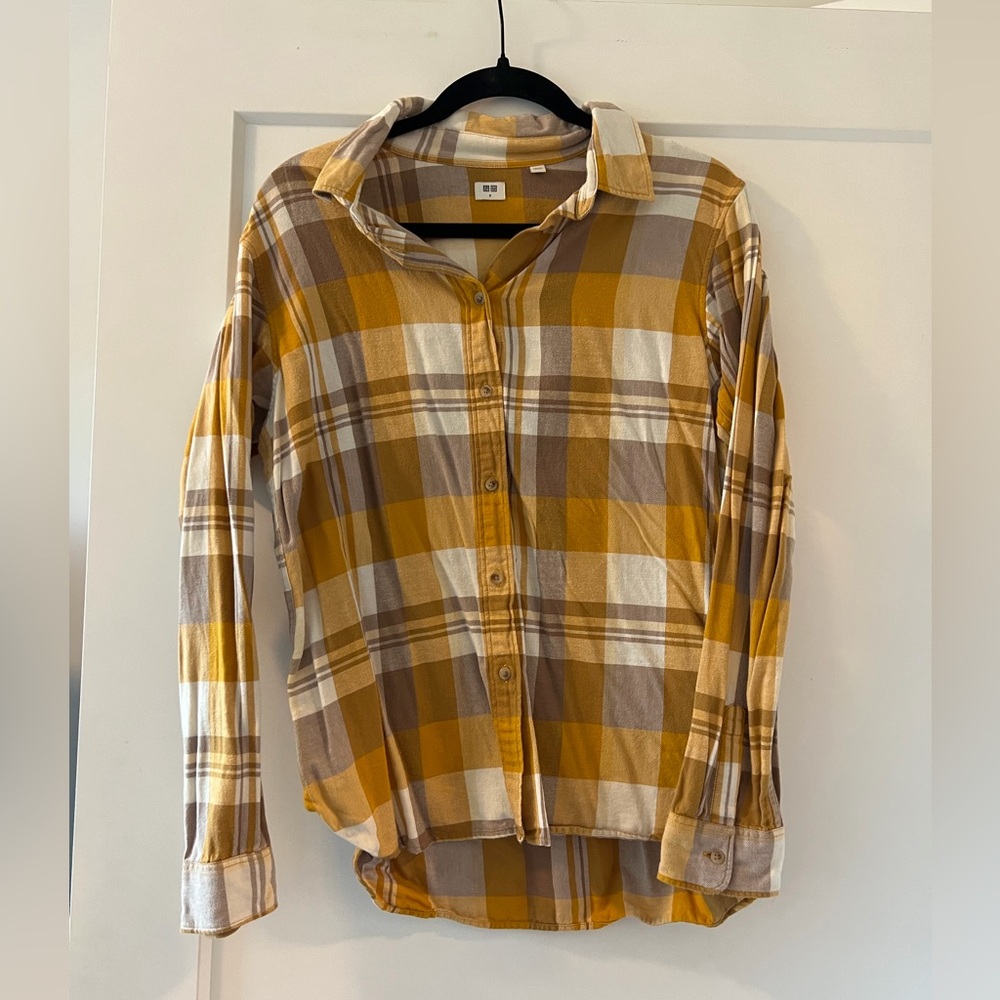 Uniqlo Yellow and Brown Women’s Flannel